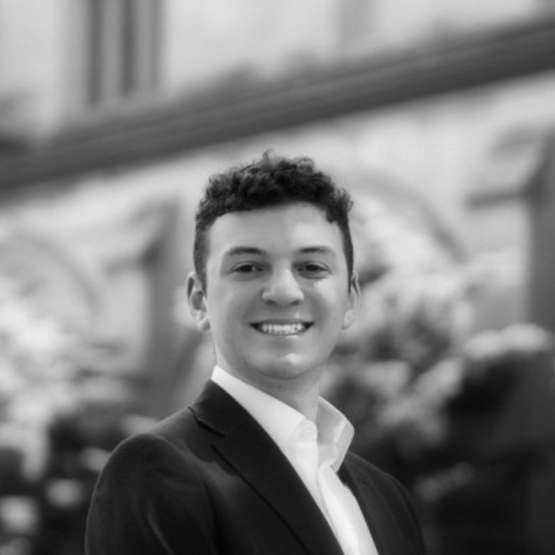 Aron Frishberg Profile (Black and White)